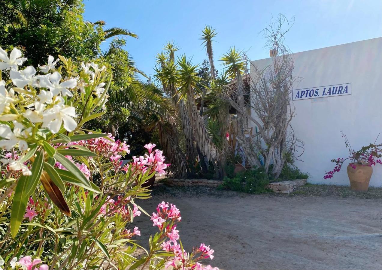 Apartamentos Laura Playa De Migjorn Εξωτερικό φωτογραφία