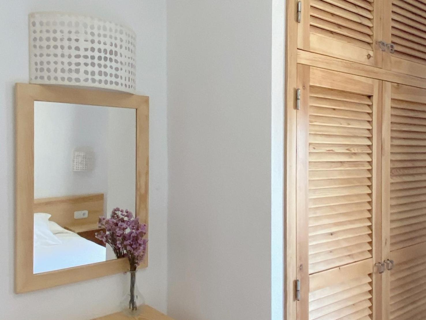 Apartamentos Laura Playa De Migjorn Εξωτερικό φωτογραφία