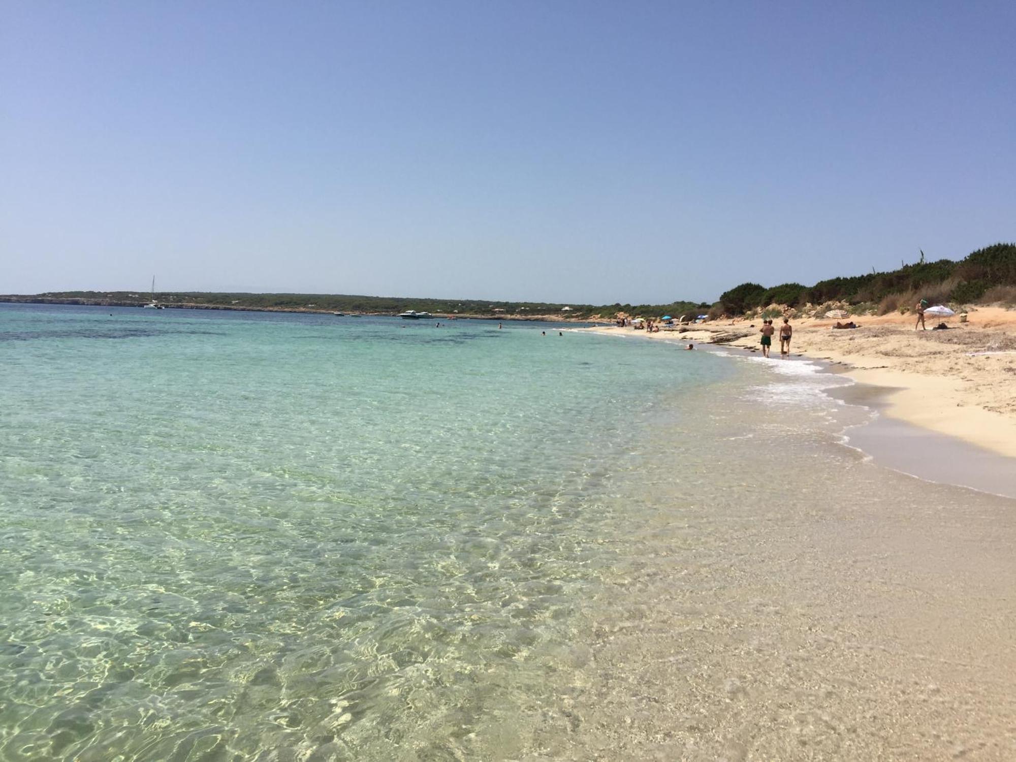 Apartamentos Laura Playa De Migjorn Εξωτερικό φωτογραφία