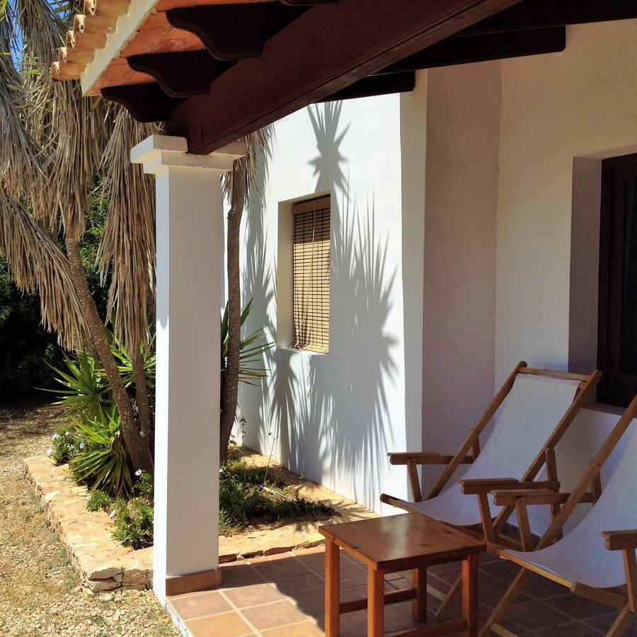 Apartamentos Laura Playa De Migjorn Εξωτερικό φωτογραφία